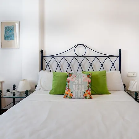 Апартаменты Amazing Seaview By Hello Homes *